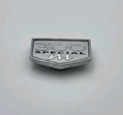 Chrysler 300M 1999-2004 especial OEM guardabarros lateral emblema logotipo signo insignia Foto 1 de 3