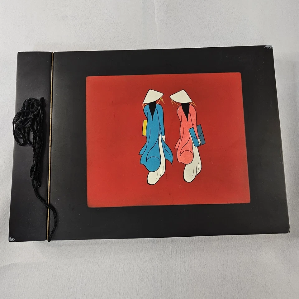Álbum de fotos asiático vintage rojo y negro geisha oriental pintado a mano Foto 1 de 4
