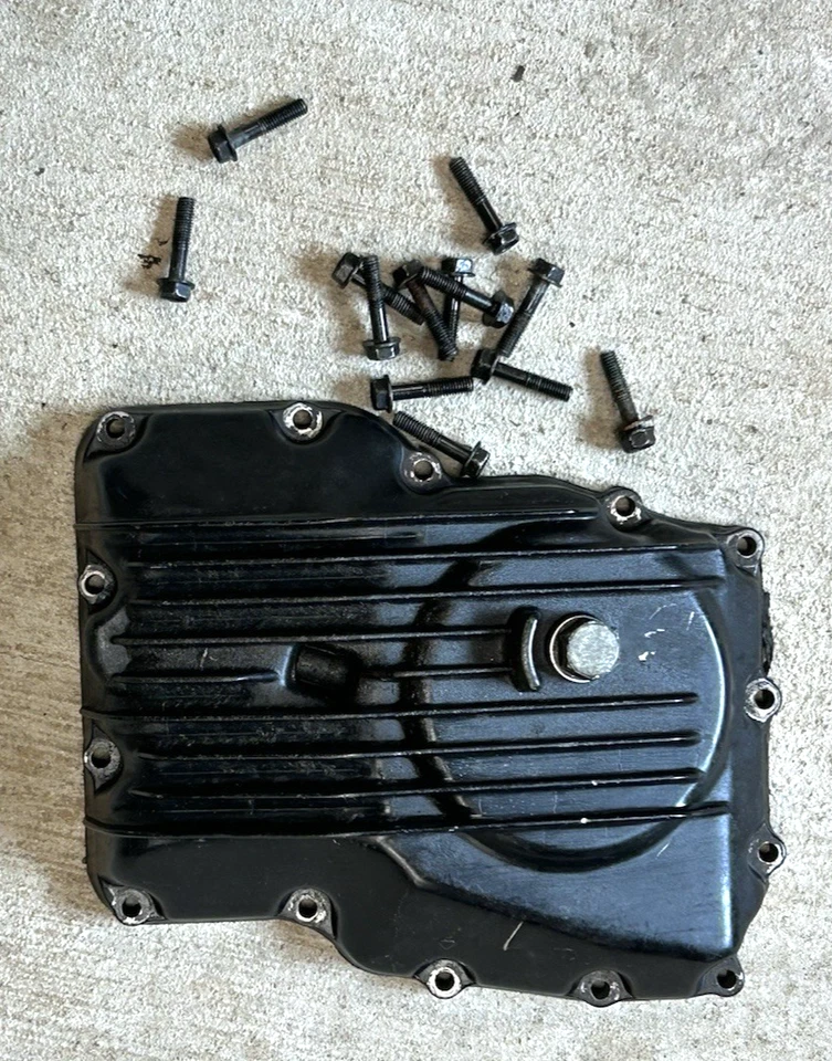 Honda CB650SC Nighthawk 650 1984 cárter de drenaje de aceite negro OEM Foto 1 de 4