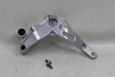 Ducati Panigale 959 Corse Left Engine Motor Bracket Support Stay 8293E061A - Image 1 of 4