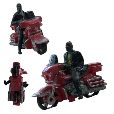 Micro Machines Harley Davidson Electra Glide Motorrad mit Fahrer Rot - Bild 1 von 4