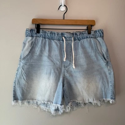 Celebrity Pink Women's High Rise Raw Hem Drawstring Jean Shorts Size Large - Image 1 of 4