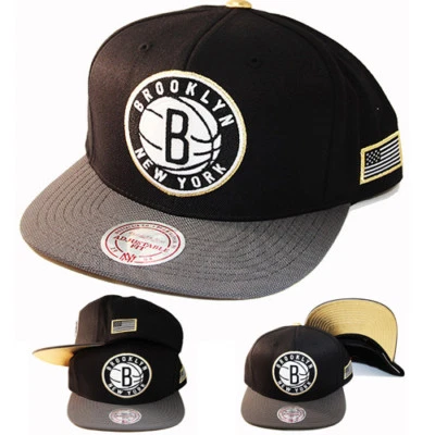 Mitchell & Ness NBA 布鲁克林网队平沿帽黑色灰色金属金尖帽 — 第 1/4 张图片