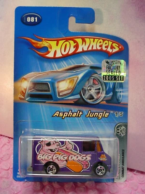 Ambulancia de combate Hot Wheels 2005 #81 púrpura; 5 velocidades🐷BIG PIG DOGS 🌭Jungle☆fábrica Foto 1 de 2