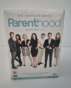 Parenthood: the Complete Series (DVD) New/Sealed Box Set 2015 w/Bonus Features  - Foto 1 di 6