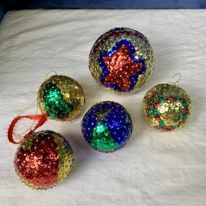 Vintage PUSHPIN ORNAMENT Sequin Ornate Christmas Tree Handmade Bling (set A) - Picture 1 of 7