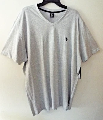 Polo Assn dos EUA nova com etiquetas. Camiseta masculina cinza gola V tamanho: 2XL 100% algodão - Imagem 1 de 4