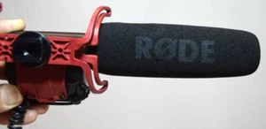 Rode VideoMic GO II Ultracompact Analog/USB Camera - Black/Red - Photo 1 sur 7