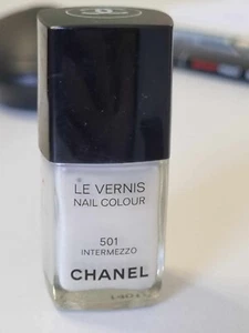Chanel Le Vernis Nail Colour 501 Intermezzo - Picture 1 of 2
