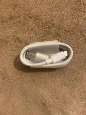 tech21 AK-B8173011 6 ft USB C a USB A Foto 1 de 2