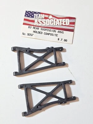 Vintage RC Team Associated RC10 B3 9257 Rear Suspension Arms Molded Composite - Image 1 of 4