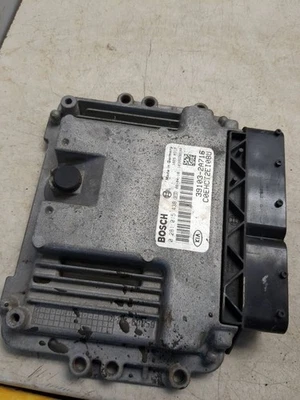 Centralina motore benzina Skoda Roomster (5J) 2014 -modulo 0281015433 77kW - Immagine 1 di 4