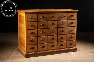 c. 1910s Oak Wood Long Drawer Apothecary Cabinet - Изображение 1 из 4