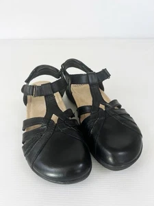 Earth Origins Sierra Sandals Size 7 M Black Leather T-Strap Closed Toe Worn Once - Picture 1 of 7