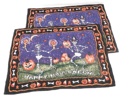x2 Vintage Happy Halloween Tapestry Placemats • Table Dancing Skeletons Pumpkins — 第 1/4 张图片