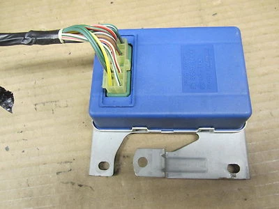 TOYOTA CELICA КУПЕ 22R 81 1981 КРУИЗ-КОНТРОЛЬ МОДУЛЬ OEM # 88240-14030 - Изображение 1 из 2