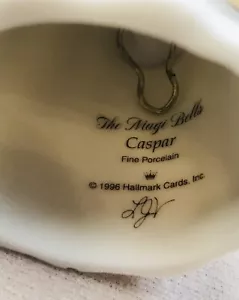 1996 HALLMARK Keepsake CASPUR MYRRH Magi Bell White Bisque Gold Trim - $5 SHP - Picture 1 of 9