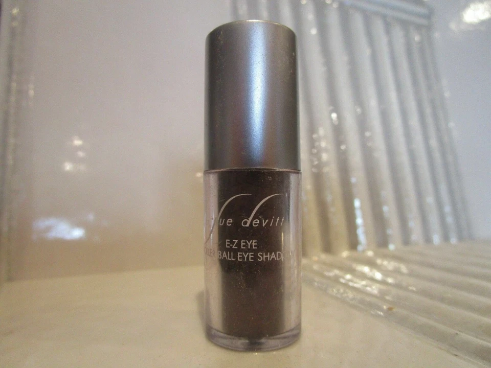 SUE DEVITT E-Z EYE ROLLERBALL EYE SHADOW HOPETOWN .05 OZ - Image 1 of 1