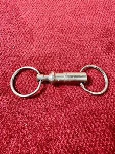 Valet Pull Apart Keychain - Picture 1 of 4