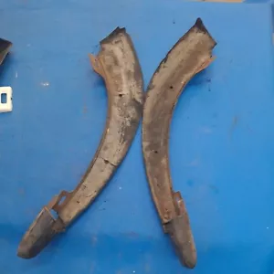 73 Datsun 240Z front bumper fillers 62694-N3300 and 62695-N3300 NICE OEM PARTS - Bild 1 von 10