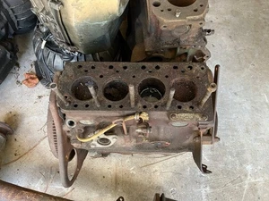 MGMidget SpriteMorris 948CC Engine 61-62 Short Block & Studs 9CG 30 H 1 10821 - Picture 1 of 8