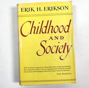 Childhood and Society Erik Erikson 1950 Hardcover 1st Edition 14th Print DJ Vtg - Imagen 1 de 19