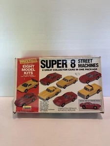 LINDBERG SUPER 8 STREET MACHINES - 8 PLASTIC SNAP TOGETHER KITS. - Picture 1 of 4