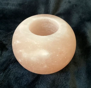 Vintage 4" Round Himilayan Salt Tea Light Holder....MUST SEE! - Picture 1 of 4