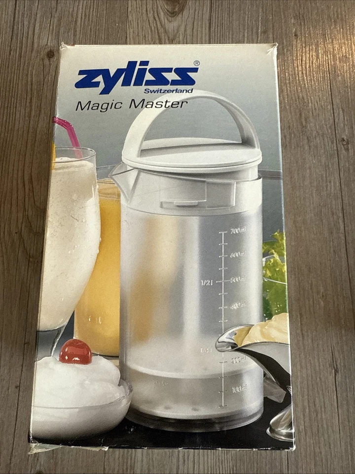 Zyliss Switzerland Magic Master Creamer Whipper New In Box Manual Pump Style - Image 1 of 4