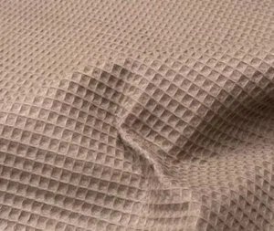 Algodón WAFFLE Piqué Tela Panal Toalla Vestido Material 150cm Ancho MARRÓN TOPO - Imagen 1 de 4