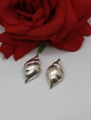 Sterling Silver Italy  Sea Shell Clip on   Earrings 10.35g Cat RESCUE - Image 1 of 2