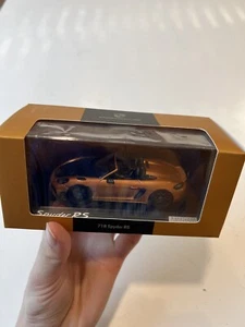 1/43 Porsche 718 Spyder RS (982) Gold Diecast Model Car by Spark - Picture 1 of 4