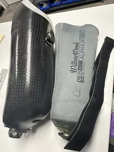 Prosthetic Leg RIGHT Socket With Gel Liner - Picture 1 of 9