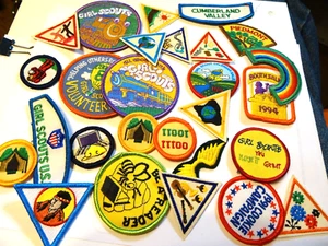 GIRL SCOUTS ~ LARGE GROUP OF 27 GIRL SCOUTS PATCHES - Bild 1 von 5