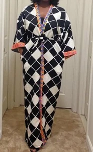 Kimono mit afrikanischem Muster - Bild 1 von 2