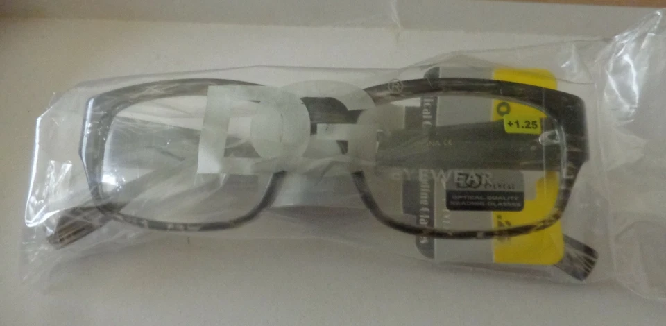 DG READING  readers GLASSES WOMEN LADIES  MEN  +1.25. #A - Image 1 of 2