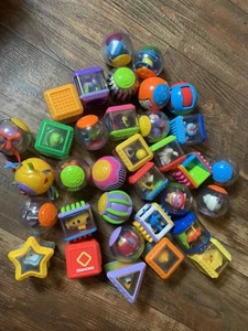 Lot Of Fisher Price Peek A Boo Blocks Frog Duck Koala Airplane Roll A Rounds - Picture 1 of 7