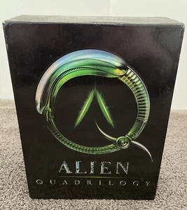 Alien Quadrilogy Movie (DVD, 2003, 9-Disc Set) Missing Disc 3 - Picture 1 of 20