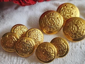 Lot 9 boutons vintage en métal doré neuf 1,5 et 2 cm blason pied ref 1529 - Picture 1 of 4