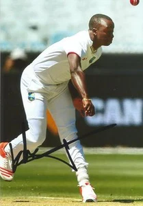 WEST INDIES: KEMAR ROACH SIGNED 6x4 TEST ACTION PHOTO+COA - Picture 1 of 1