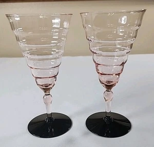 Utility Glass Works Mandalay Dine Pink mit Amethystfuß 2er Set TOP - Bild 1 von 8