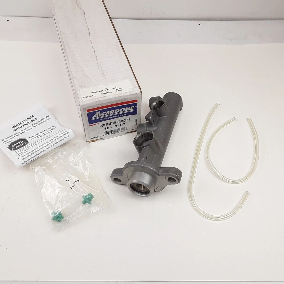 Cilindro maestro de freno para Chevrolet Corvette, Cadillac XLR 2005 2006 2007 2008 Foto 1 de 4