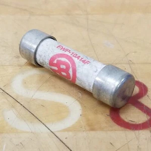 Fusible Cooper Bussmann FWP-10A14F, 10 amperios, 700 VCA. - USADO - Imagen 1 de 4