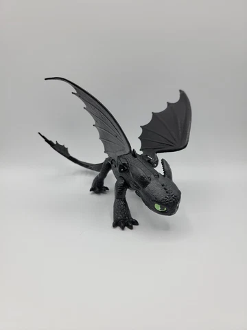 How to Train Your Dragon Toothless Night Fury 8” Action Figure 2018 DreamWorks Cover