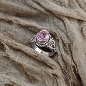 Pink Morganite Gemstone Oval 925 Sterling Silver Handmade Jewelry Ring Gift For - Picture 1 of 3