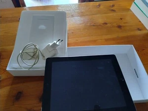 Apple iPad 2 Wi-Fi 3G 16GB Nero (MC773TY/A) - Foto 1 di 4