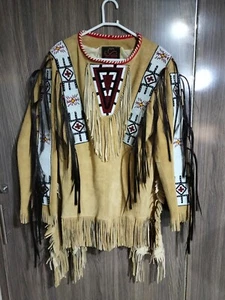 Camisa guerrera de cuero gamuza estilo occidental de uso tradicional con flecos y cuentas para hombre - Imagen 1 de 7