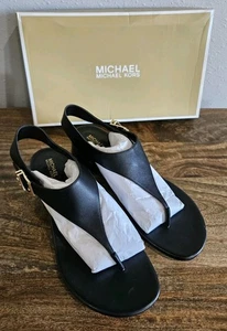 Sandalias negras de tanga Michael Kors Robyn de 8,5 M para dama tacón bajo apilado hebillas doradas - Imagen 1 de 11
