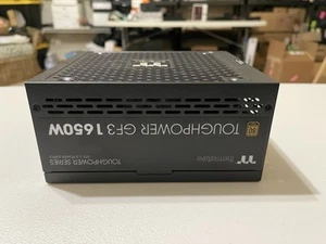 Thermaltake TOUGHPOWER GF3 80 Plus Gold 1650W Vollmodulares Netzteil - Bild 1 von 10