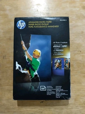 Hewlett Packard Q6638A 4 x 6 inch Glossy Printer Paper - 100 Sheets - Image 1 of 4